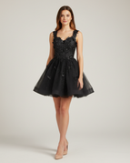 black / 18 W